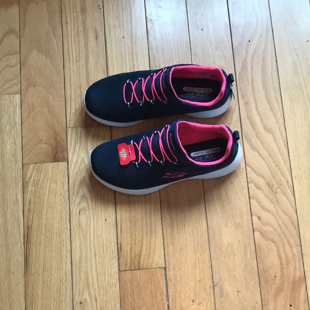 Walking sneakers
